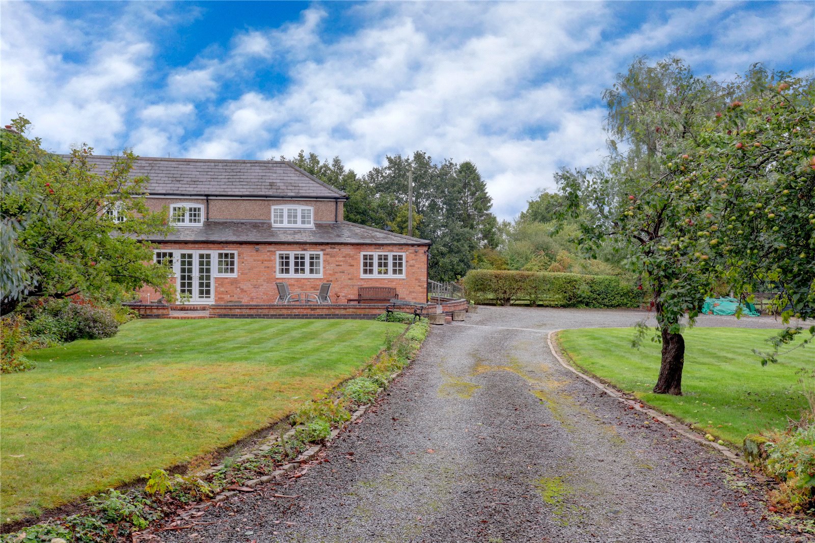 Greenbank Cottage, Hopwood, Alvechurch, Birmingham, B48 7TN Robert