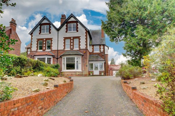 Westhill Road, Kings Norton, Birmingham, B38 8TG