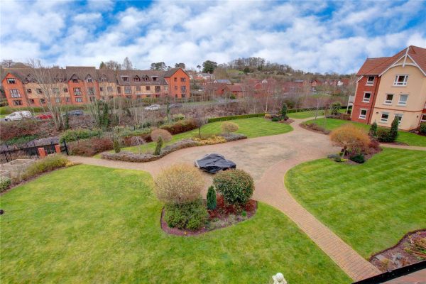 Hanbury Road, Droitwich, Worcestershire, WR9 8GD