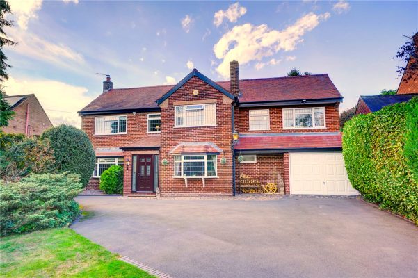 Wyndham House, Yew Tree Lane, Fairfield, Bromsgrove, Worcestershire, B61 9LT