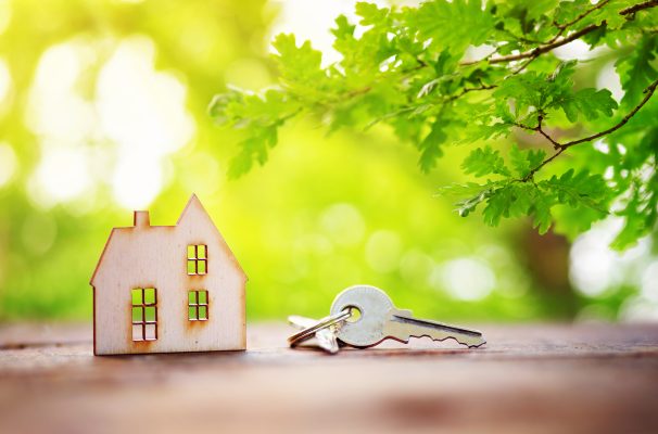 tips on how to sell your home in the summer