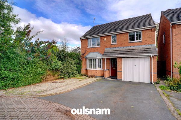 Showell Green, Droitwich, Worcestershire, WR9 8UE