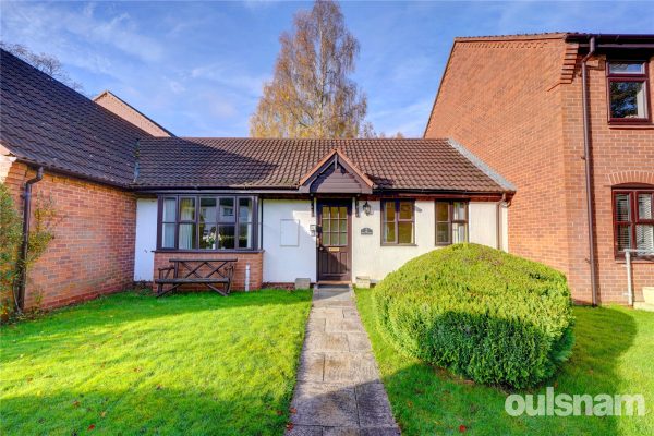 Hewell Road, Barnt Green, Birmingham, Worcestershire, B45 8NE