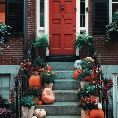 Why Do We Use Pumpkins for Autumn Décor?